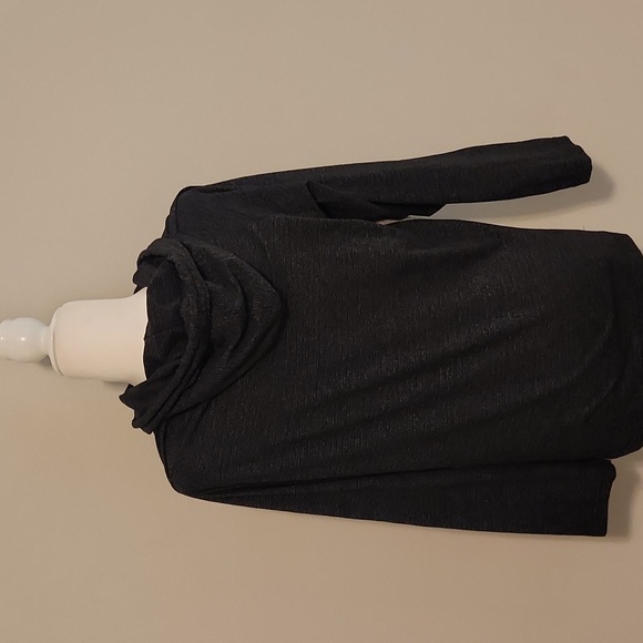 Colorblock Hoodie - Picture 4 of 5